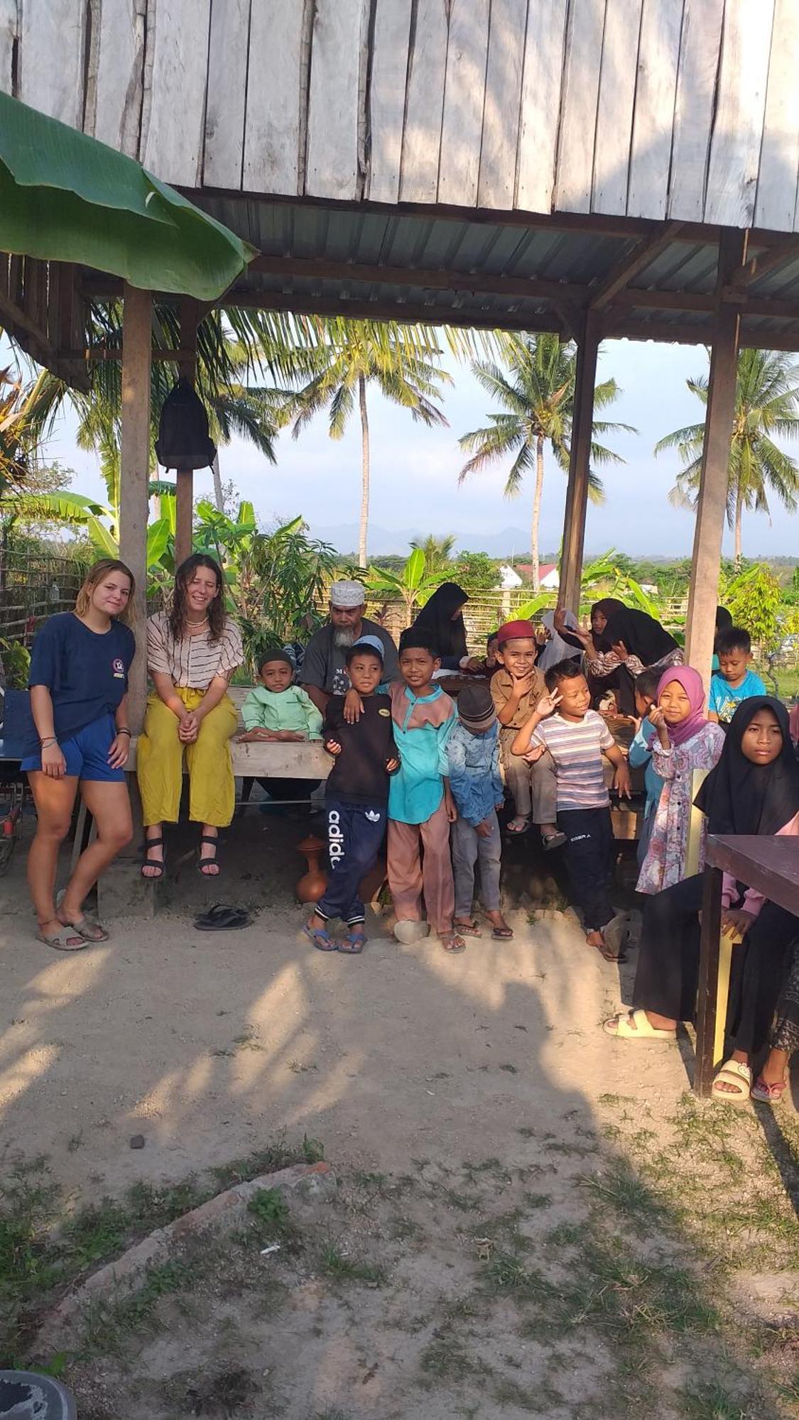 The Daun Puntik Homestay Pemenang Eksteriør bilde
